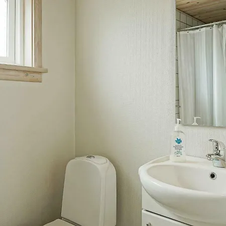 4 Person Holiday In Ferienhaus Gudhjem